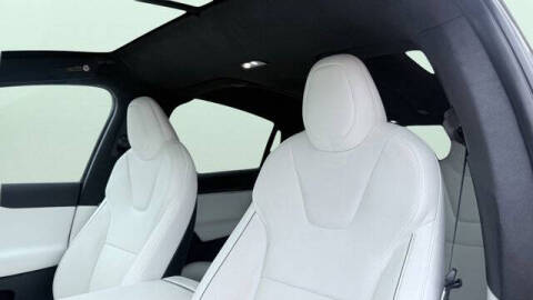 2022 Tesla Model X Plaid