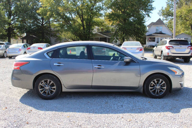 2015 Nissan Altima S photo 5