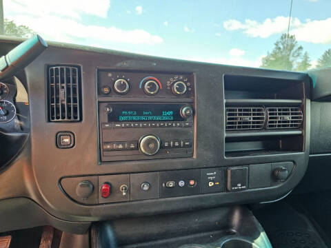 2017 Chevrolet Express 2500