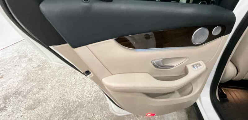 2017 Mercedes-Benz GLC GLC 300