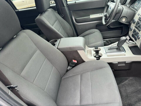 2009 Ford Escape XLT