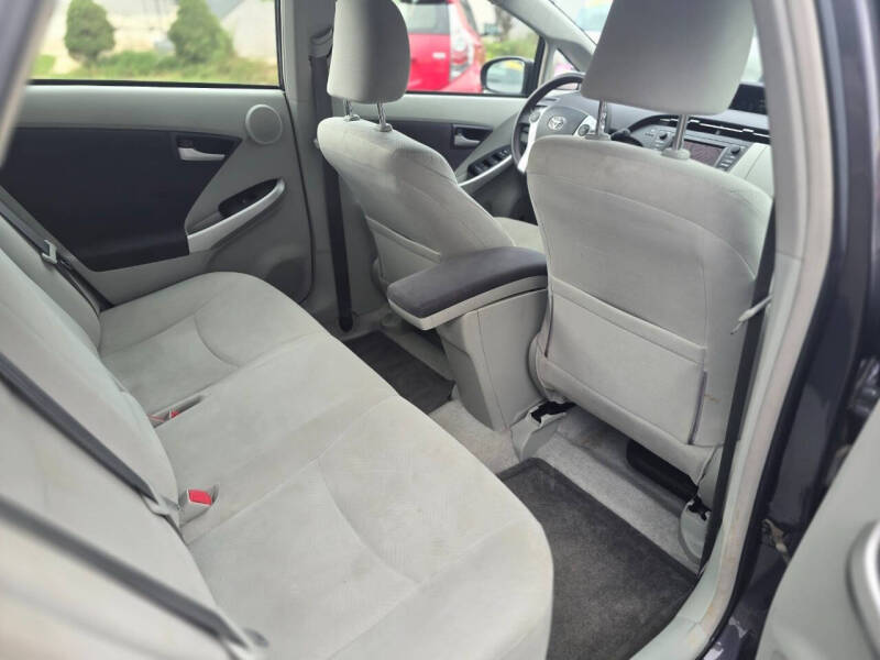 2010 Toyota Prius II