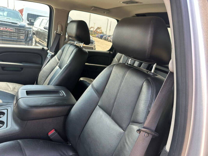2012 Chevrolet Avalanche LT