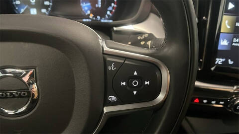 2020 Volvo XC60 T5 Momentum