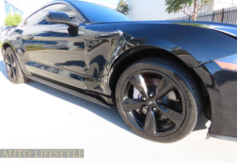 2022 Ford Mustang EcoBoost