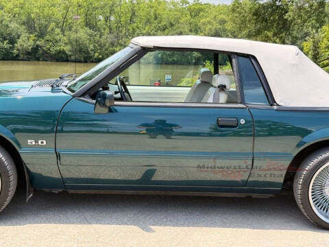 1990 Ford Mustang