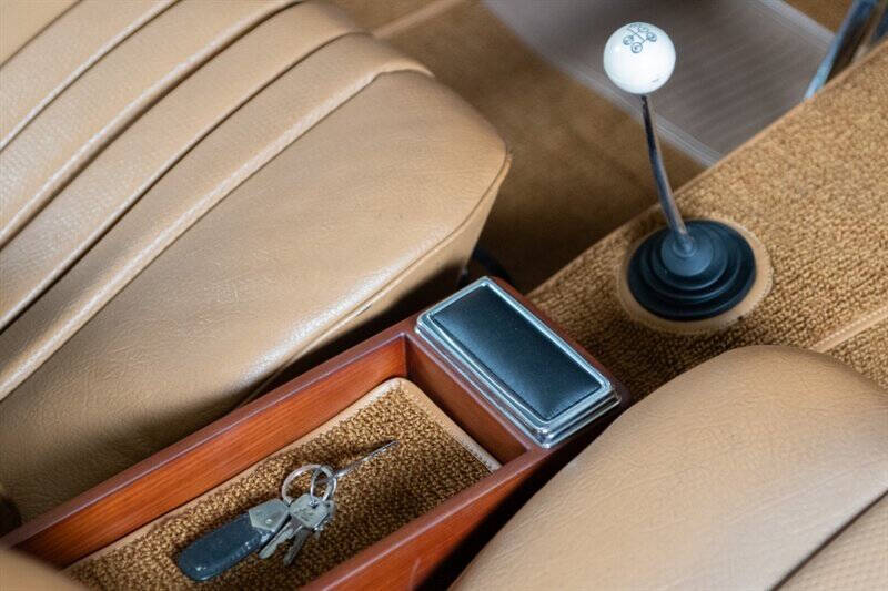 1966 Mercedes-Benz 230SL