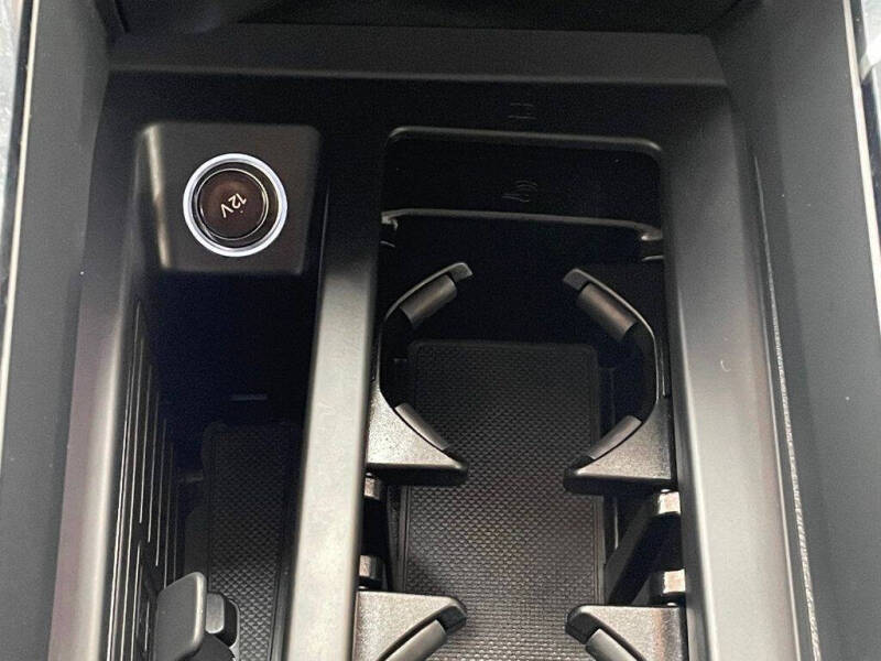 2019 Audi e-tron quattro Premium Plus