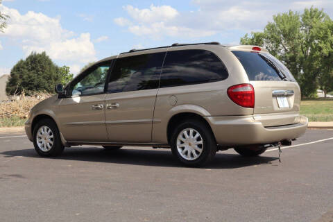 2002 Chrysler Town and Country EX