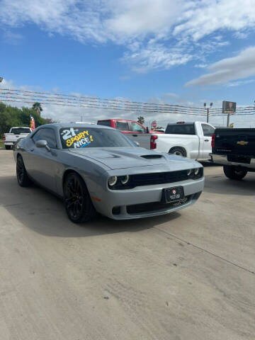 2021 Dodge Challenger for sale at A & V MOTORS in Hidalgo TX