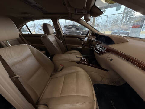 2010 Mercedes-Benz S-Class S 550 4MATIC