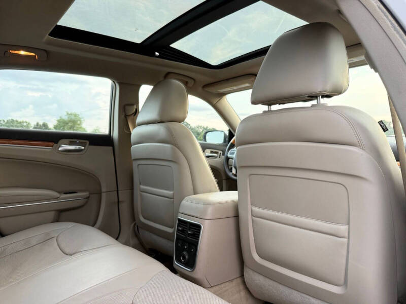 2014 Chrysler 300 C