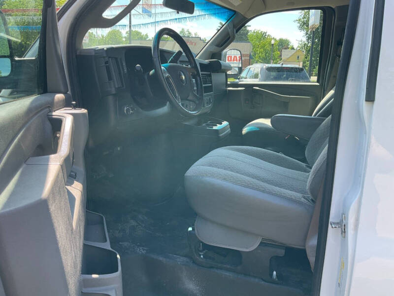 2019 Chevrolet Express 2500