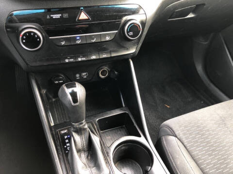 2020 Hyundai Tucson SE