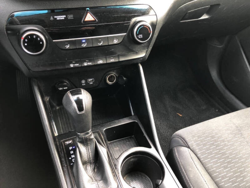 2020 Hyundai Tucson SE