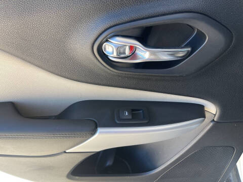 2018 Jeep Cherokee Latitude