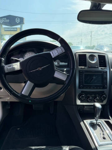 2006 Chrysler 300 SRT-8