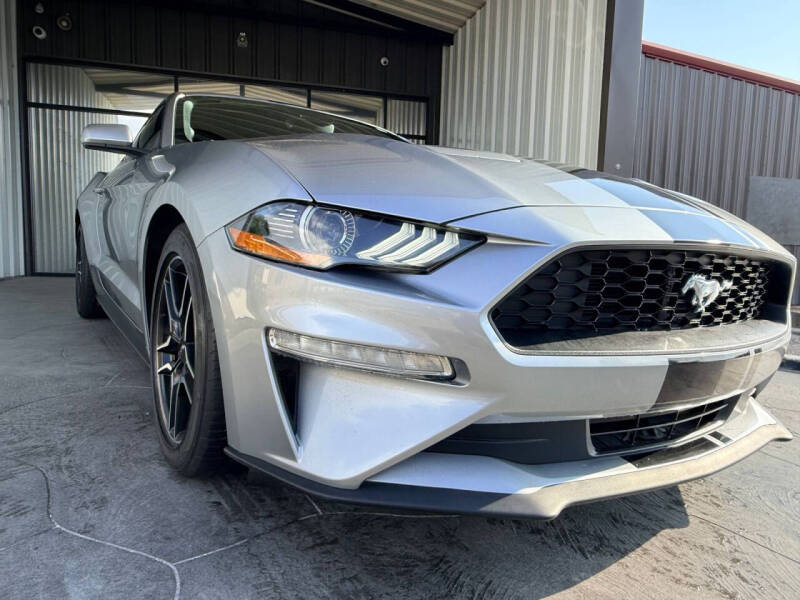 2021 Ford Mustang EcoBoost