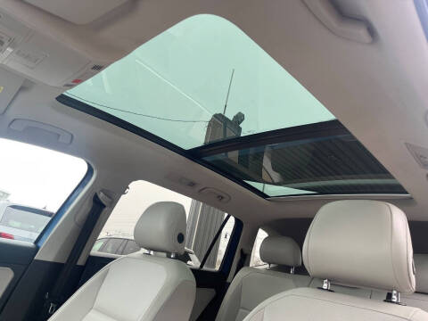 2018 Volkswagen Tiguan 2.0T SEL 4Motion