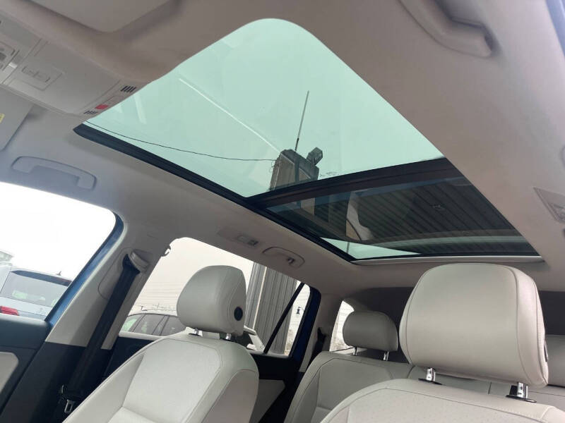 2018 Volkswagen Tiguan 2.0T SEL 4Motion