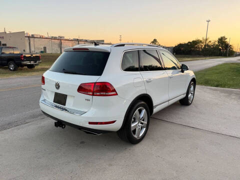 2013 Volkswagen Touareg TDI Lux