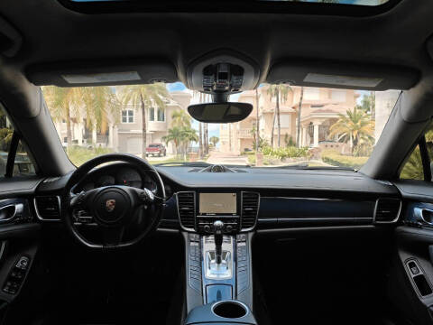 2015 Porsche Panamera S E-Hybrid