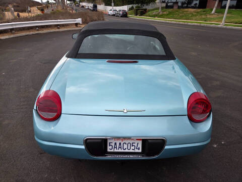 2002 Ford Thunderbird Deluxe