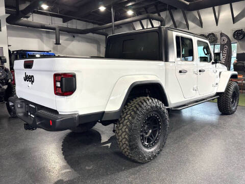 2024 Jeep Gladiator Willys