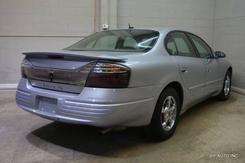 2005 Pontiac Bonneville SE