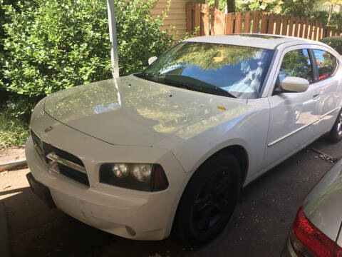 2010 Dodge Charger for sale at HESSCars.com in Charlotte NC