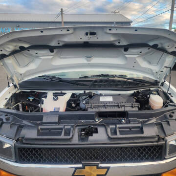 2024 Chevrolet Express 2500