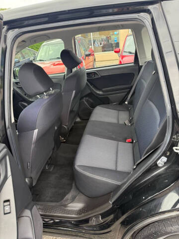 2015 Subaru Forester 2.5i