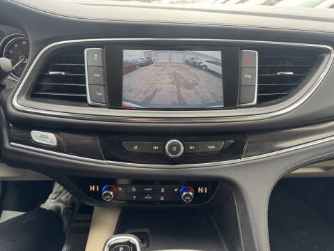 2018 Buick Enclave Essence
