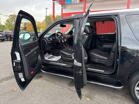 2012 Cadillac Escalade ESV Luxury