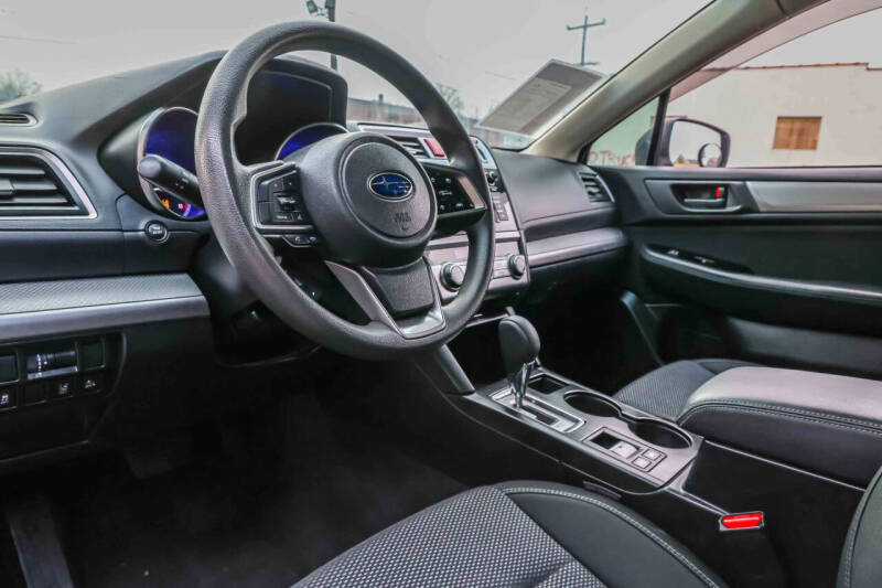 2019 Subaru Outback 2.5i