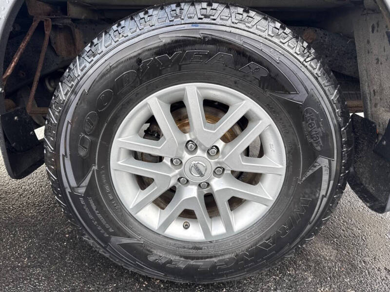 2016 Nissan Frontier SV V6