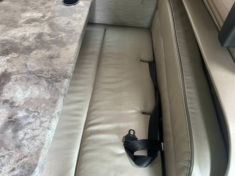 2021 Thor Motor Coach Four Winds