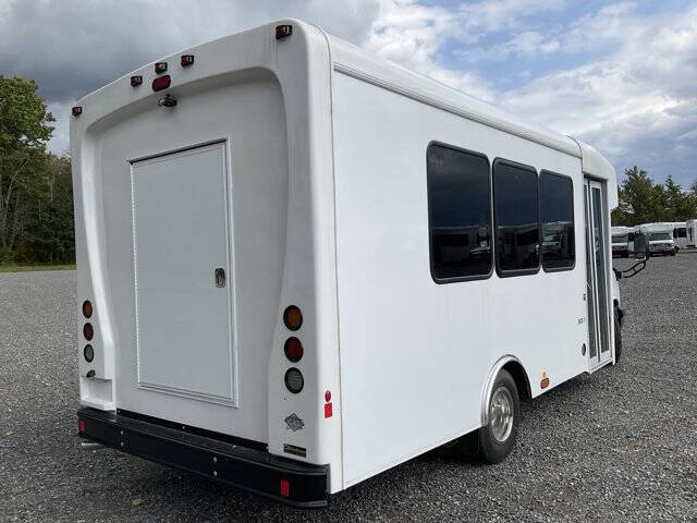 2022 Chevrolet Express 4500