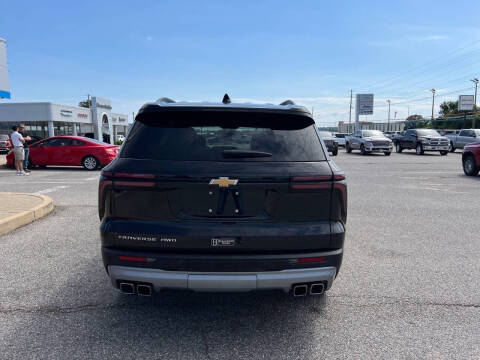 2025 Chevrolet Traverse LT