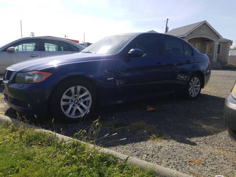 2006 BMW 3 Series for sale at Golden Crown Auto Sales in Kennewick WA
