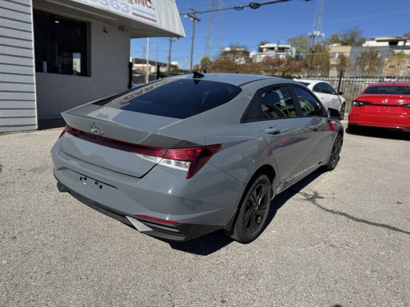 2023 Hyundai Elantra SEL