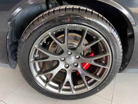 2015 Dodge Challenger SRT 392