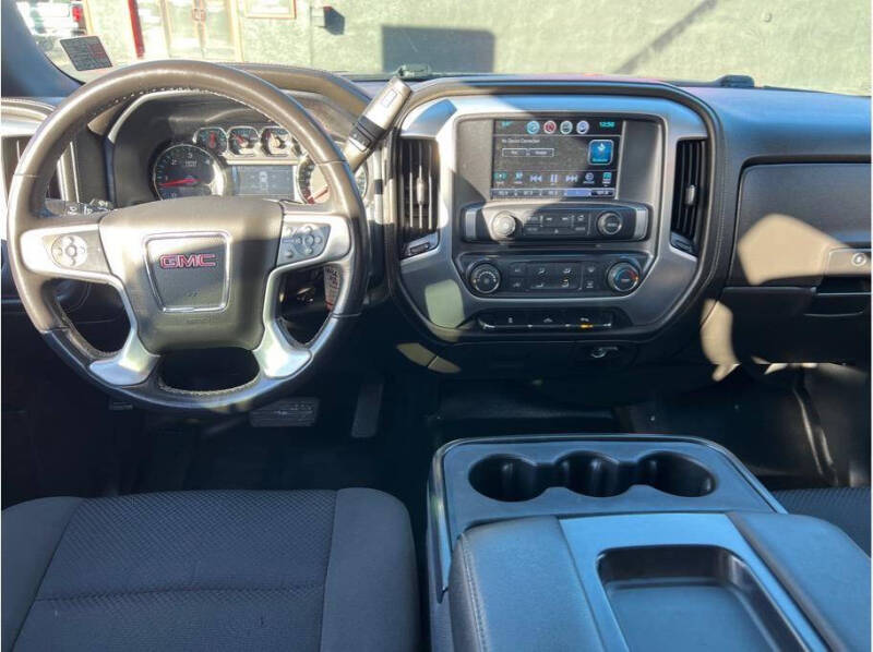 2018 GMC Sierra 1500 SLE photo 15