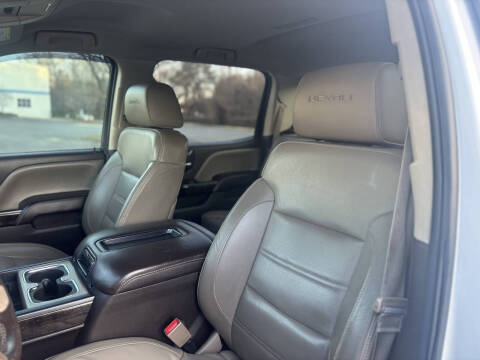 2015 GMC Sierra 2500HD Denali