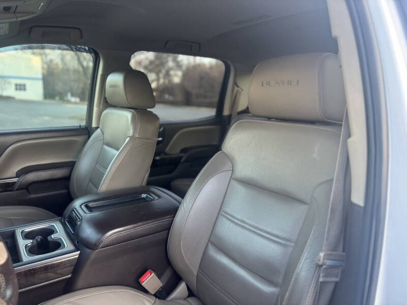 2015 GMC Sierra 2500HD Denali