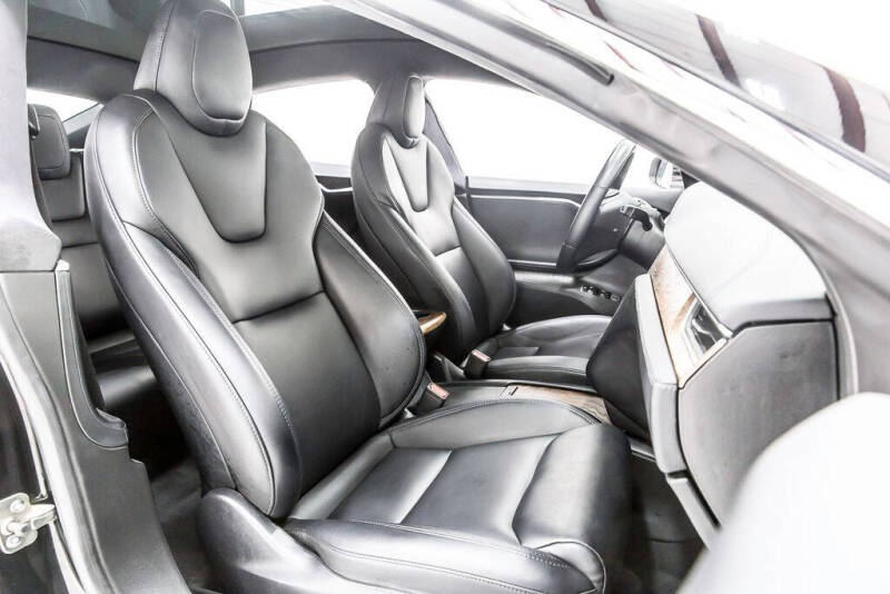 2020 Tesla Model S Long Range