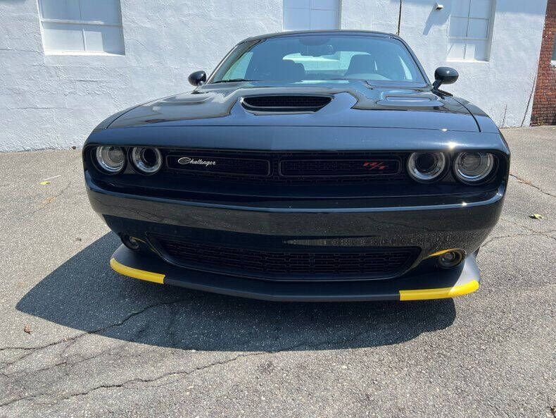 2022 Dodge Challenger