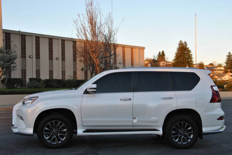 2017 Lexus GX 460