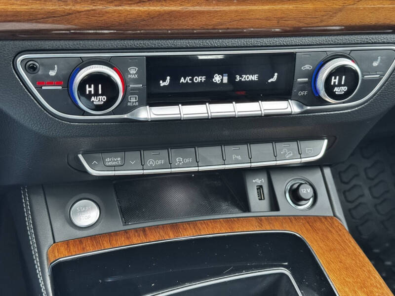 2023 Audi Q5 quattro S line Prem Plus 45 TFSI