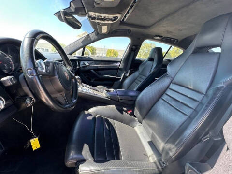 2015 Porsche Panamera Turbo